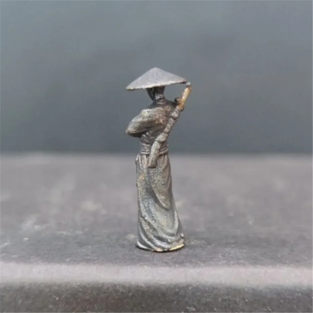 1:64 Copper Chinese Kung Fu Sw - Desk Setup Plants のレビューと価格