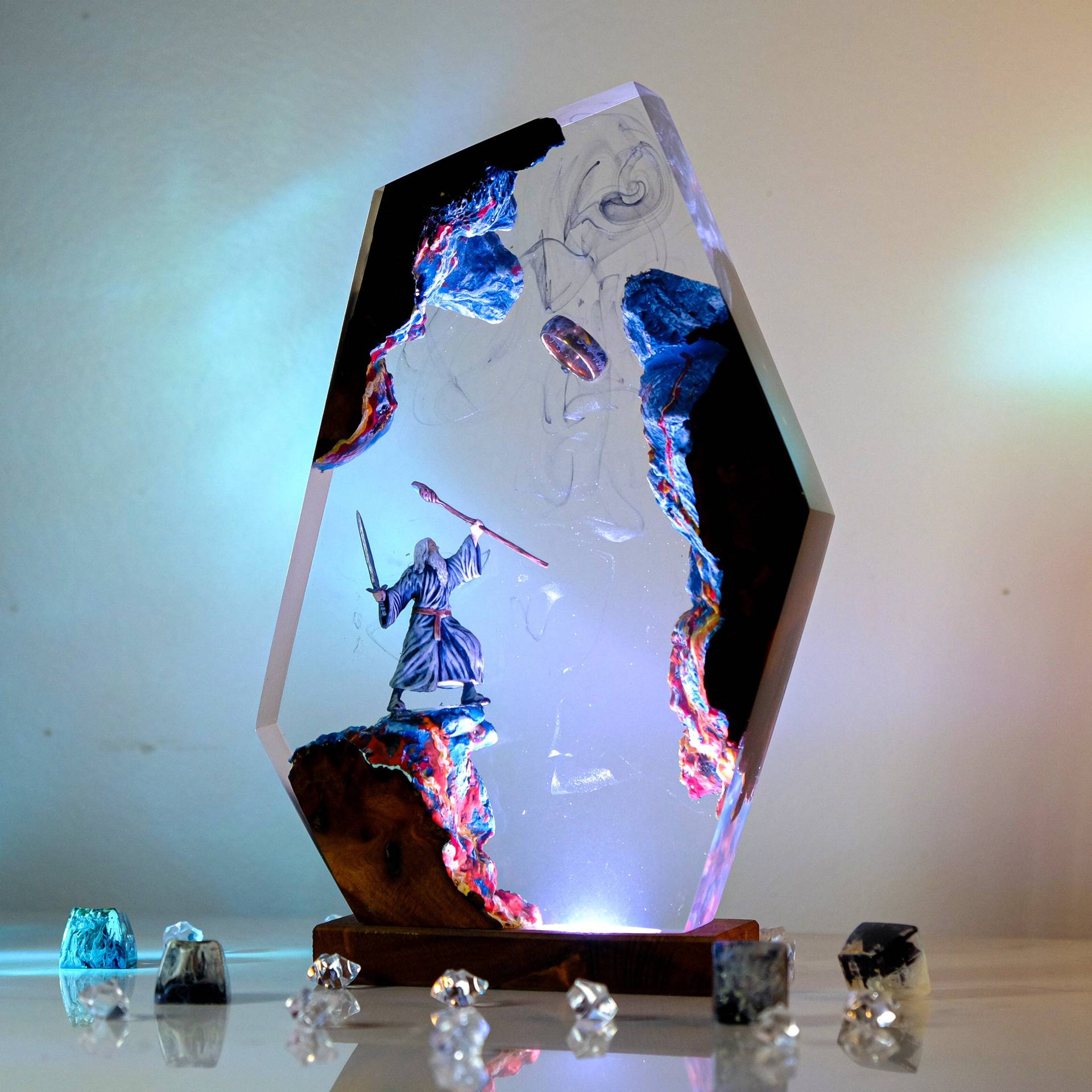 Movie Scence Figure Table Resi - Led Desk Light Usb のレビューと価格