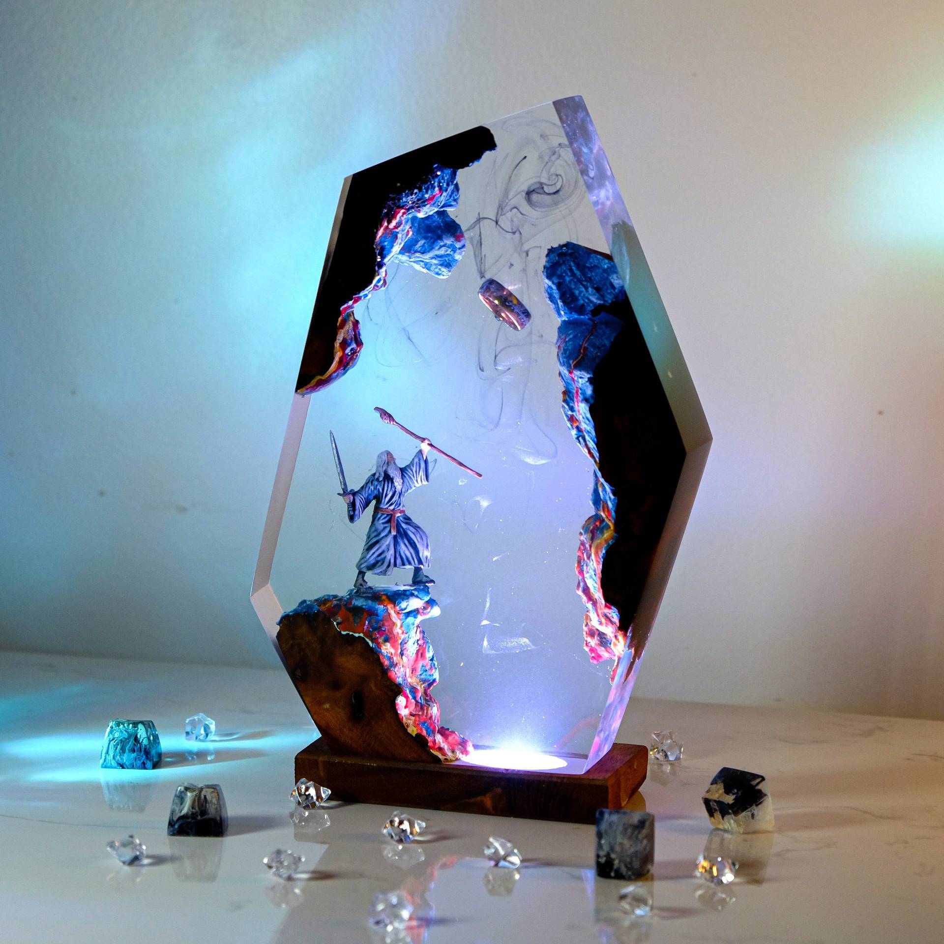 Movie Scence Figure Table Resi - Led Desk Light Usb のレビューと価格